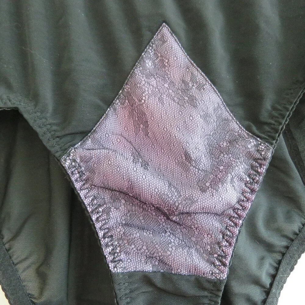 WHAT KATIE DID Betty Lavender Lace High Waisted Black Knickers 1950s Pinup NWT - Picture 6 of 13